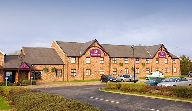 Premier Inn Premier Inn Wigan Extérieur photo